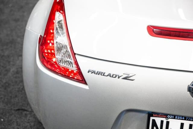 2010 Nissan Fairlady Z JDM car for sale — photo 6 of 20