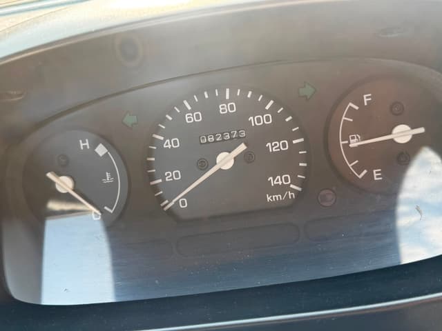 2001 Daihatsu Hijet JDM car for sale — photo 9 of 13