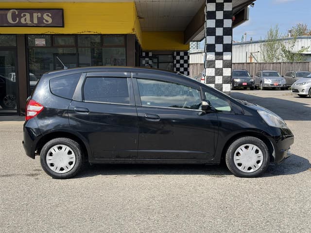 2010 Honda Fit JDM car for sale — photo 7 of 19