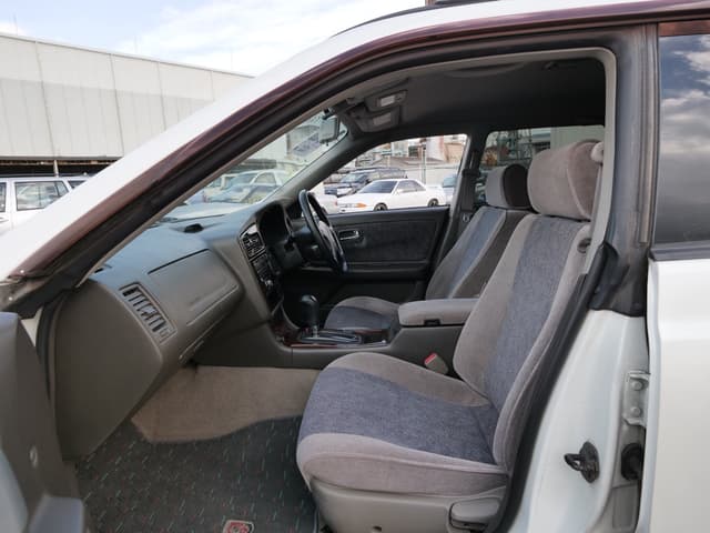 1999 Nissan Stagea JDM car for sale — photo 10 of 19