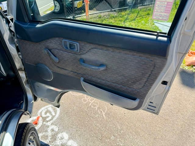 2000 Daihatsu Hijet JDM car for sale — photo 16 of 25