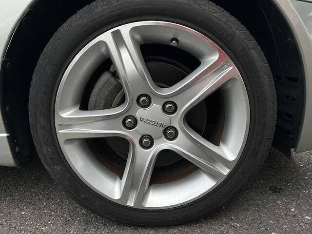 2001 Toyota Altezza JDM car for sale — photo 9 of 12