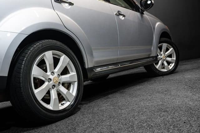 2010 Mitsubishi Outlander JDM car for sale — photo 14 of 18