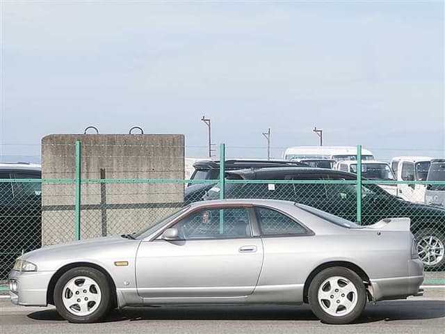 1996 Nissan Skyline JDM car for sale — photo 6 of 25