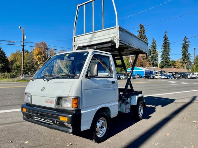 1992 Daihatsu Hijet JDM car for sale — photo 6 of 25