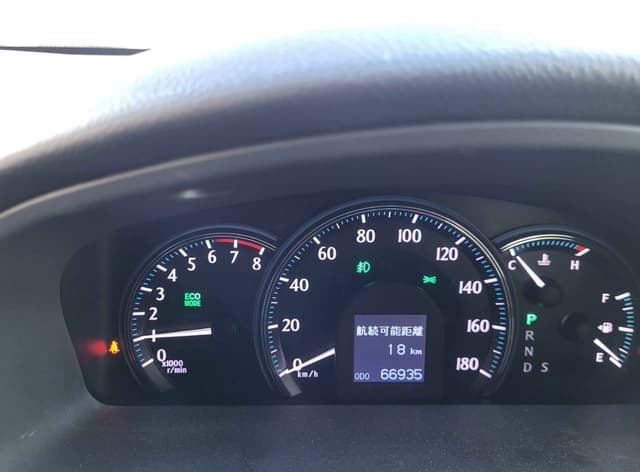 2010 Toyota Crown JDM car for sale — photo 10 of 13