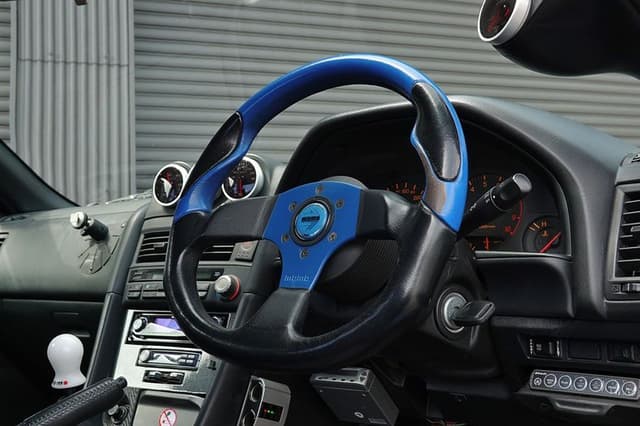 2001 Nissan Skyline JDM car for sale — photo 23 of 25