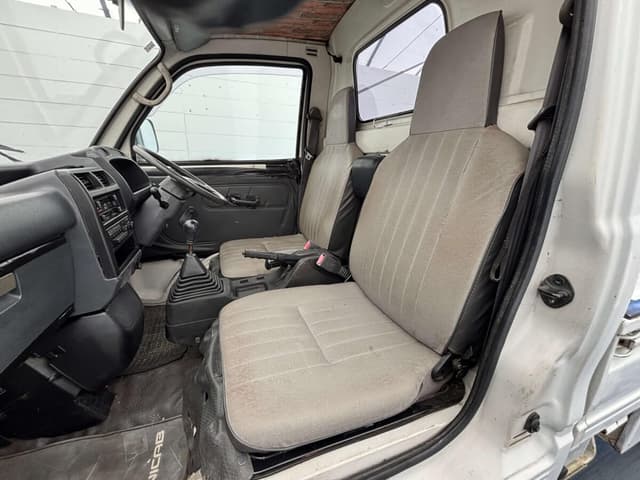 1991 Mitsubishi Minicab JDM car for sale — photo 10 of 25
