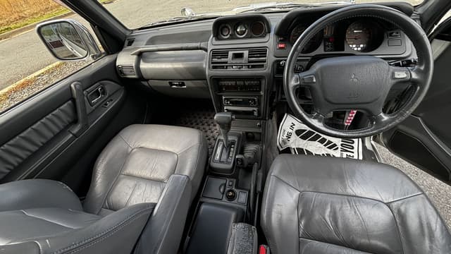 1994 Mitsubishi Pajero JDM car for sale — photo 3 of 7