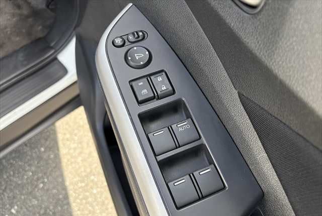 2012 Honda CR-V JDM car for sale — photo 14 of 24