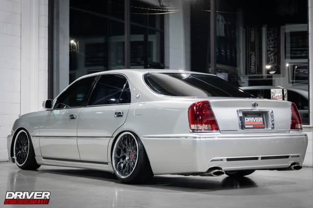 1999 Toyota Majesta JDM car for sale — photo 8 of 25