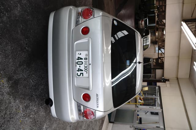 1999 Toyota Altezza JDM car for sale — photo 12 of 25