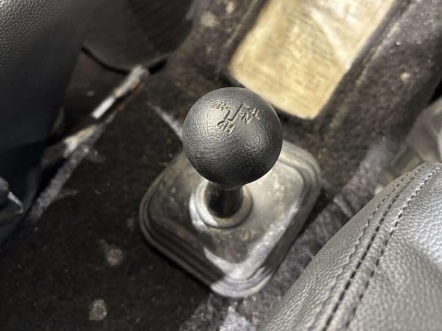 1994 Suzuki Jimny JDM car for sale — photo 15 of 25