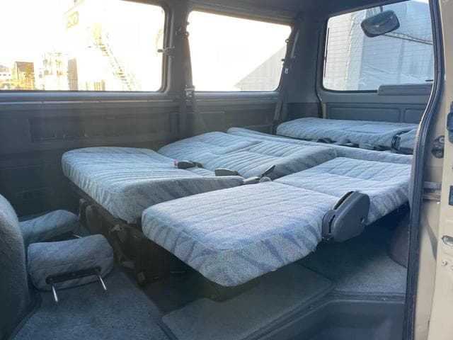 1991 Mitsubishi Delica JDM car for sale — photo 5 of 25