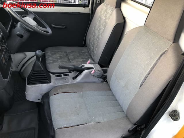 1993 Mitsubishi Minicab JDM car for sale — photo 10 of 22