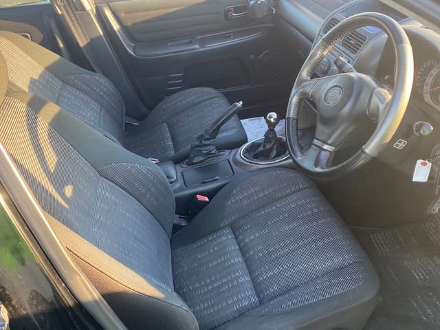 2000 Toyota Altezza JDM car for sale — photo 7 of 20