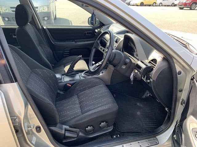 1999 Toyota Altezza JDM car for sale — photo 6 of 10
