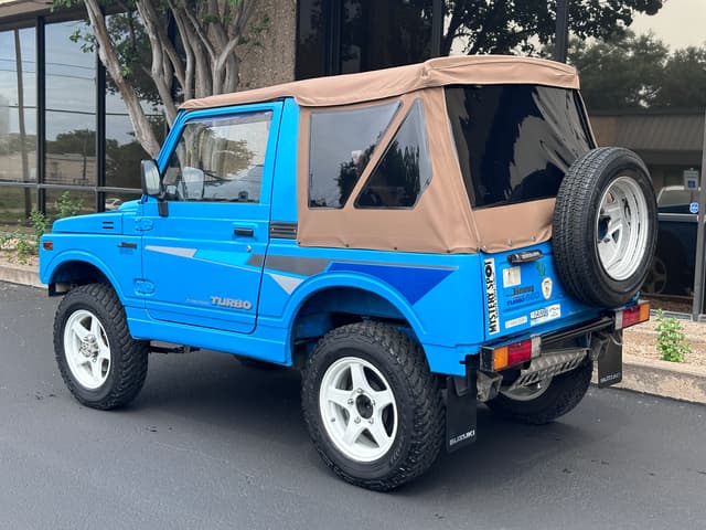1990 Suzuki Jimny JDM car for sale — photo 6 of 17