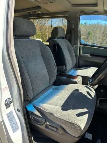 2000 Nissan Elgrand JDM car for sale — photo 15 of 25