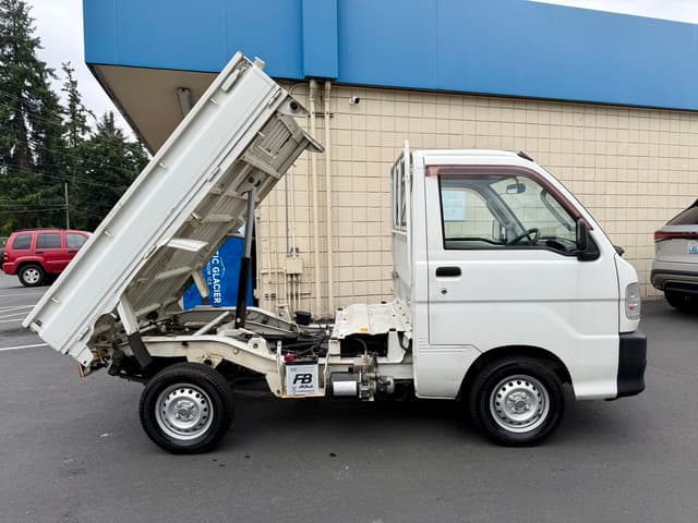 1999 Daihatsu Hijet JDM car for sale — photo 13 of 25
