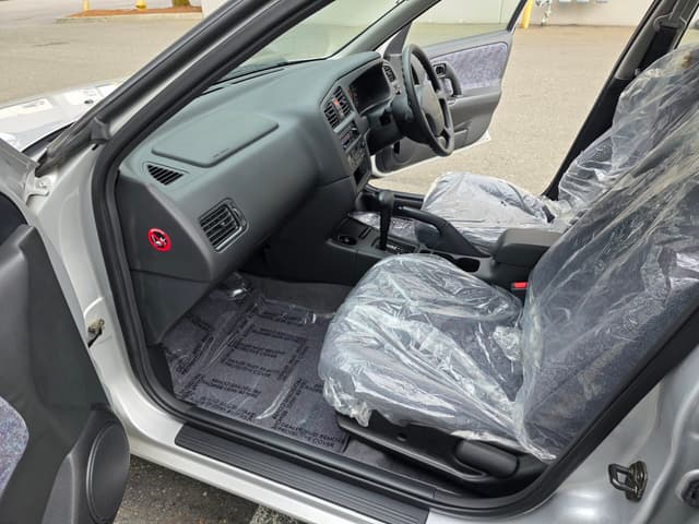 1997 Nissan Primera JDM car for sale — photo 13 of 21