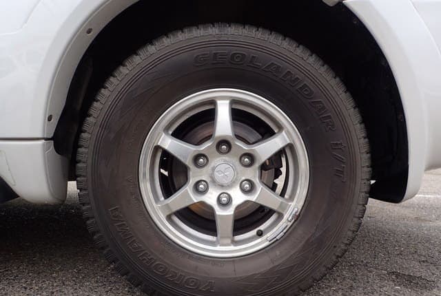 2001 Mitsubishi Pajero JDM car for sale — photo 10 of 25
