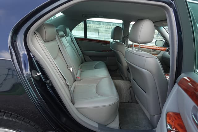 2000 Toyota Celsior JDM car for sale — photo 14 of 18