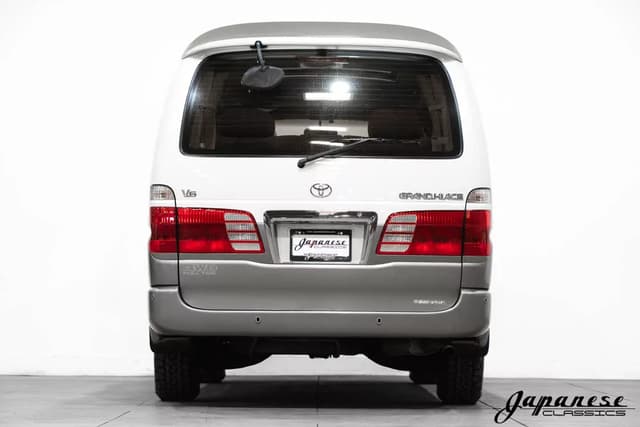 2000 Toyota Grand Hiace JDM car for sale — photo 7 of 25
