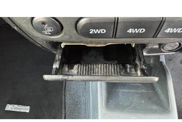 2010 Suzuki Jimny JDM car for sale — photo 13 of 25