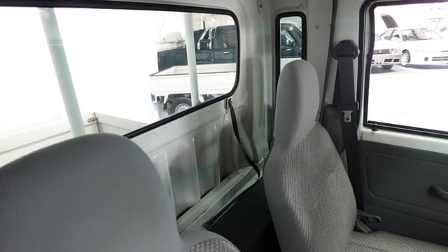 2000 Daihatsu Hijet JDM car for sale — photo 16 of 16