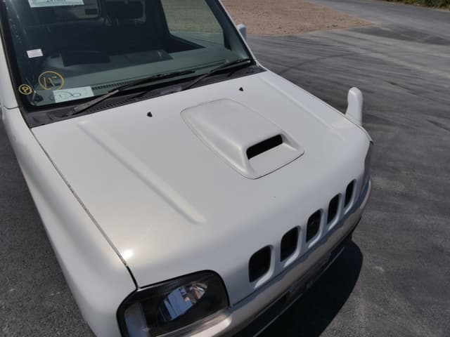 2001 Suzuki Jimny JDM car for sale — photo 12 of 25