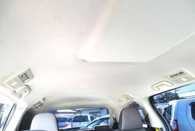 2006 Toyota Estima JDM car for sale — photo 12 of 20