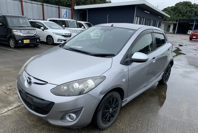 2011 Mazda Demio JDM car for sale — photo 3 of 25
