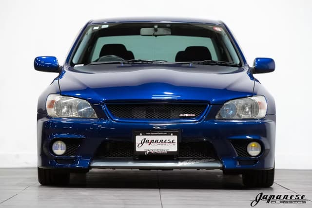 2000 Toyota Altezza JDM car for sale — photo 2 of 25