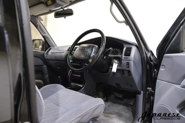 1996 Toyota Hilux JDM car for sale — photo 12 of 24
