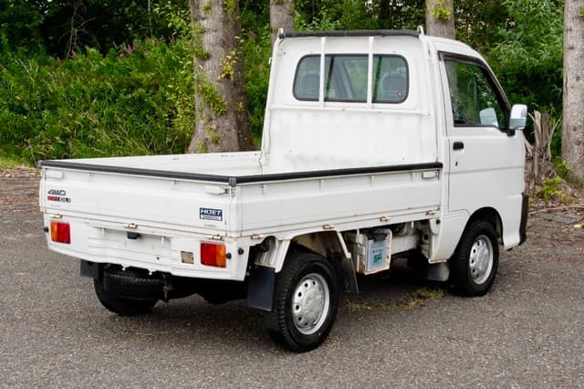 1999 Daihatsu Hijet JDM car for sale — photo 7 of 16