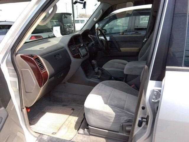 2000 Mitsubishi Pajero JDM car for sale — photo 3 of 6