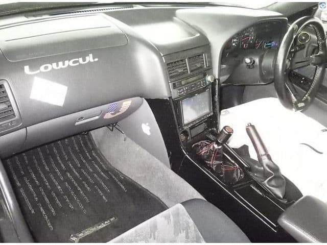 1998 Nissan Skyline JDM car for sale — photo 5 of 7