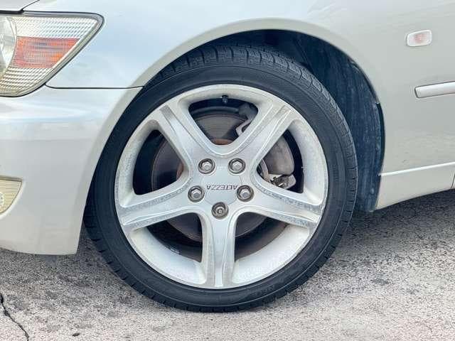1998 Toyota Altezza JDM car for sale — photo 15 of 21