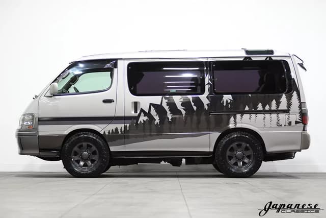 1997 Toyota HiAce JDM car for sale — photo 4 of 25