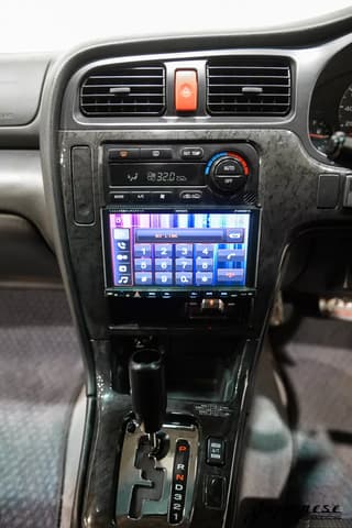 1998 Subaru Legacy JDM car for sale — photo 10 of 25