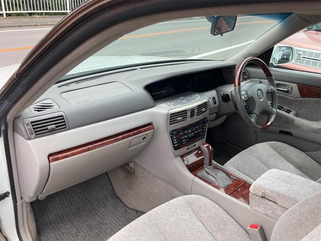 2000 Nissan Gloria JDM car for sale — photo 4 of 5