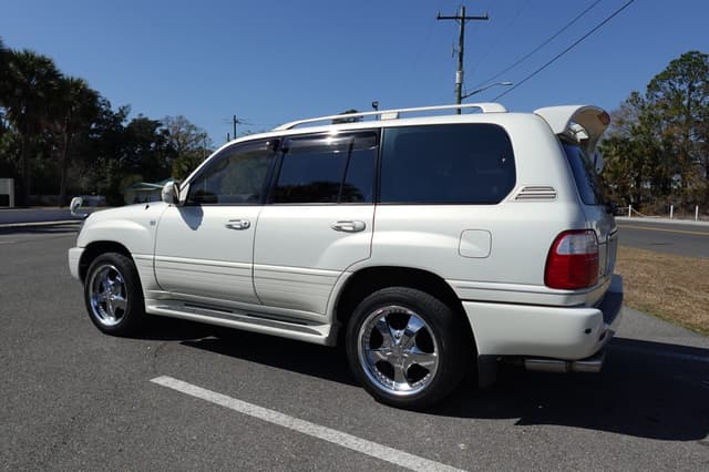 2000 Toyota Land Cruiser JDM car for sale — photo 10 of 21