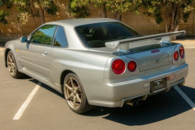 1999 Nissan Skyline JDM car for sale — photo 7 of 25