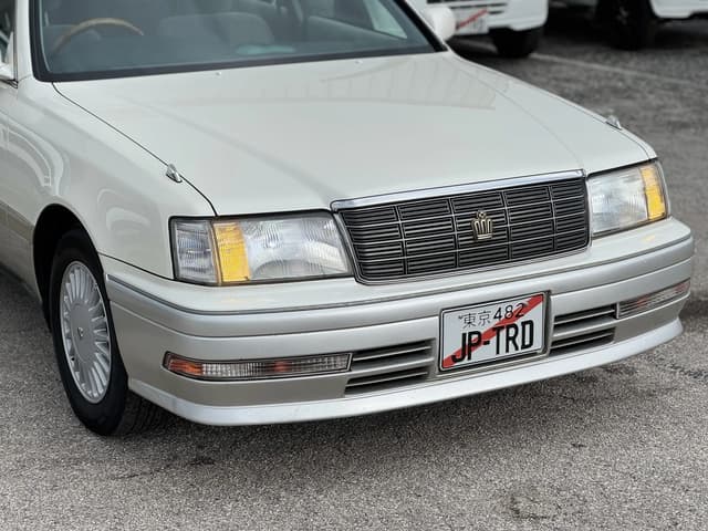 1996 Toyota Crown JDM car for sale — photo 5 of 25