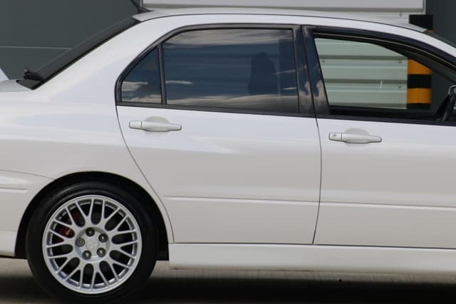 2002 Mitsubishi Lancer Evolution JDM car for sale — photo 10 of 25