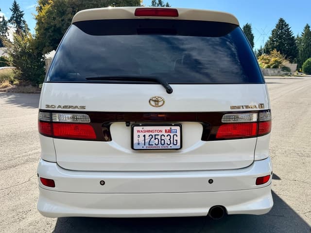 2000 Toyota Estima JDM car for sale — photo 7 of 19