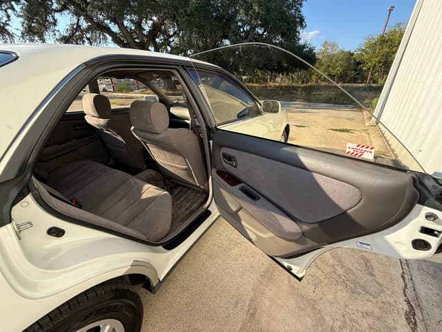 1999 Toyota Mark II JDM car for sale — photo 14 of 20