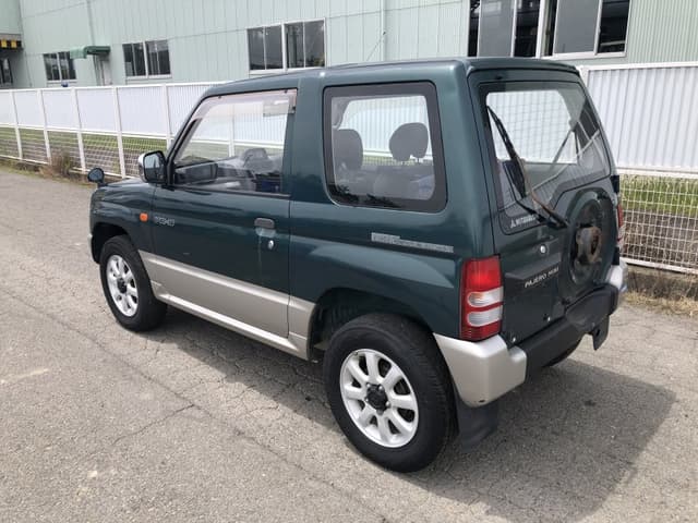 1995 Mitsubishi Pajero Mini JDM car for sale — photo 2 of 5