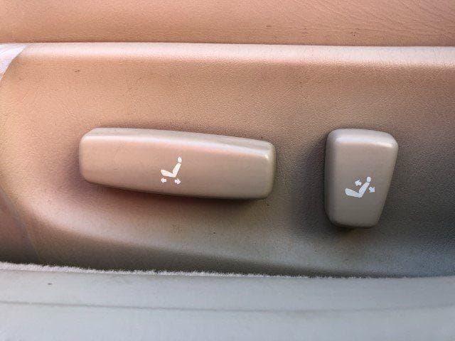2001 Toyota Aristo JDM car for sale — photo 10 of 24